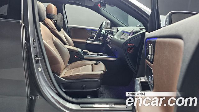 Mercedes-Benz GLA-Class 2022 — photo 16