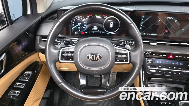 Kia Canival 2021 — photo 13