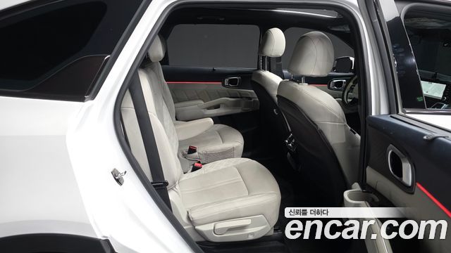 Kia Sorento 2023 — photo 12