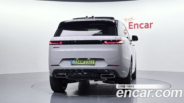 Land Rover Range Rover Sport 2026 — photo 4