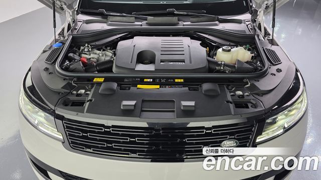 Land Rover Range Rover Sport 2026 — photo 6