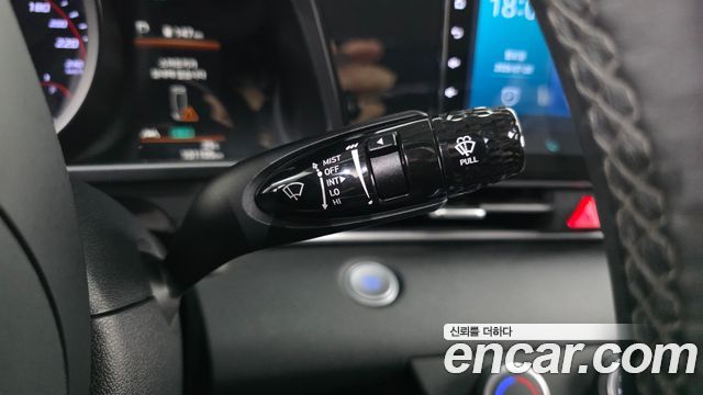 Hyundai AVANTE 2021 — photo 19
