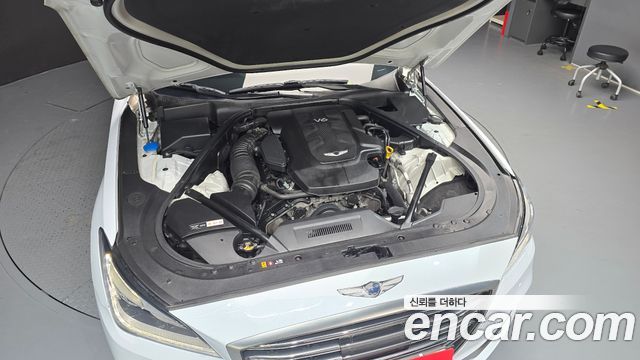 Genesis G80 2019 — photo 6