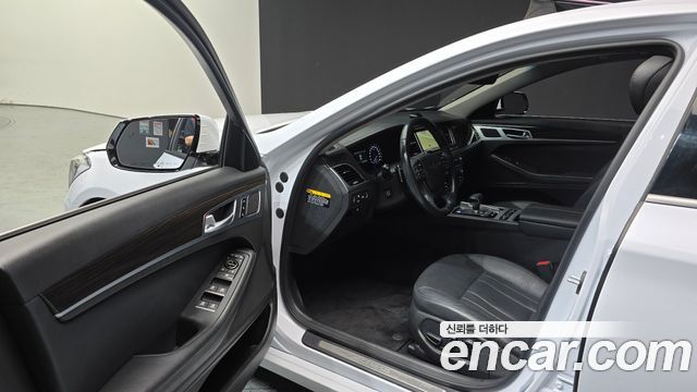 Genesis G80 2019 — photo 10