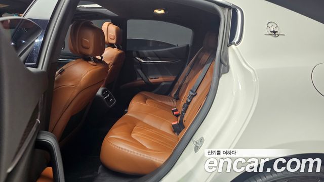 Maserati Ghibli 2016 — photo 16