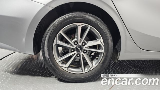 Kia K3 2022 — photo 5