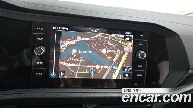 Volkswagen Jetta 2024 — photo 20