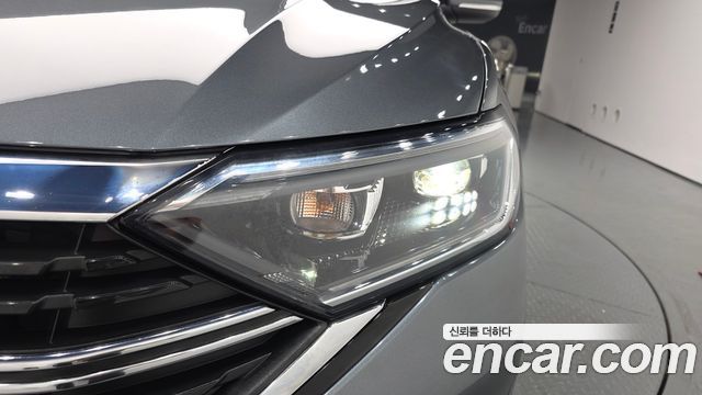 Volkswagen Jetta 2024 — photo 8