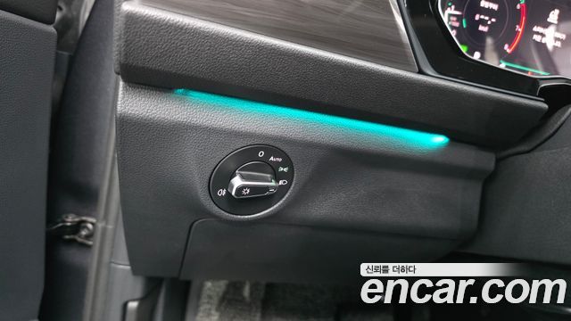 Volkswagen Jetta 2024 — photo 28