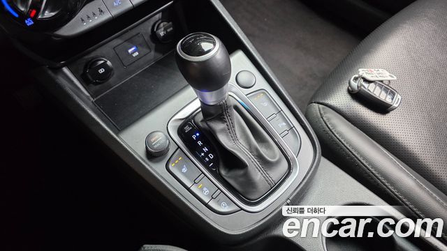 Hyundai Kona 2021 — photo 12