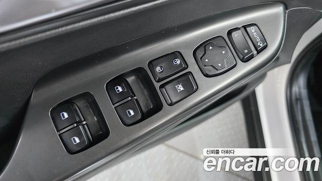 Hyundai Kona 2021 — photo 18