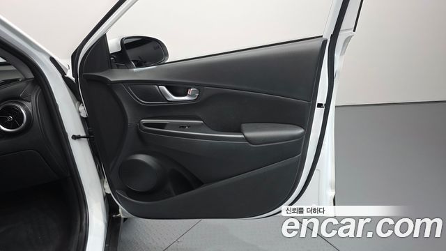 Hyundai Kona 2021 — photo 14
