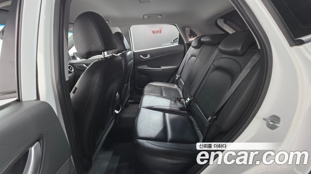 Hyundai Kona 2021 — photo 16