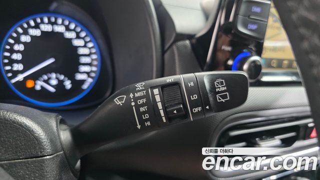 Hyundai Kona 2021 — photo 28