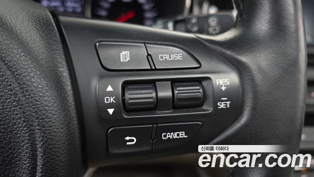 Kia Canival 2016 — photo 25