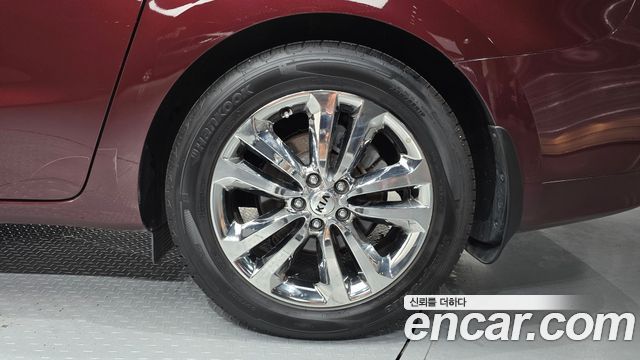 Kia Canival 2016 — photo 7