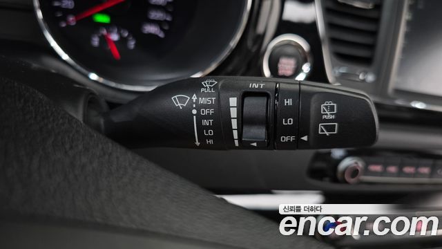 Kia Canival 2016 — photo 27