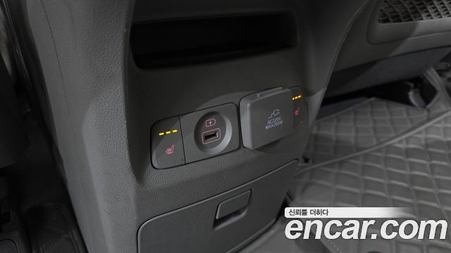 Kia Canival 2016 — photo 30