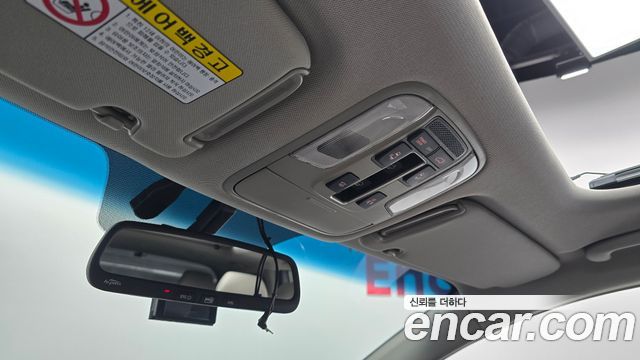 Kia Canival 2016 — photo 31