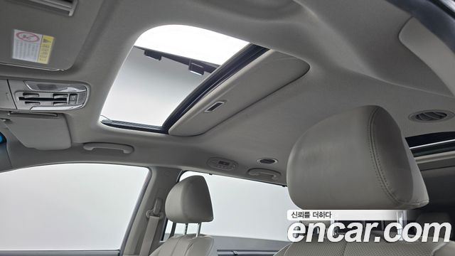 Kia Canival 2016 — photo 32