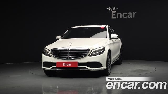Mercedes-Benz C-Class 2019 — photo 3