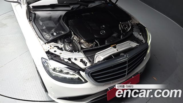 Mercedes-Benz C-Class 2019 — photo 6