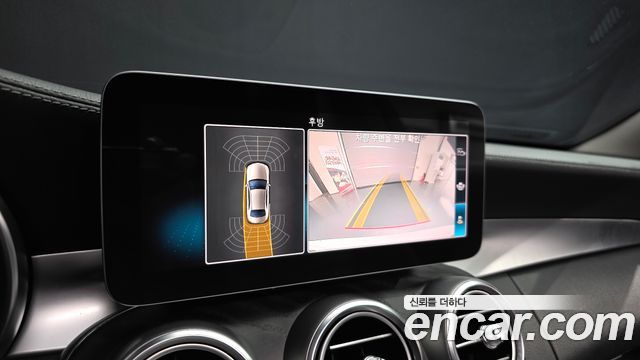 Mercedes-Benz C-Class 2019 — photo 15