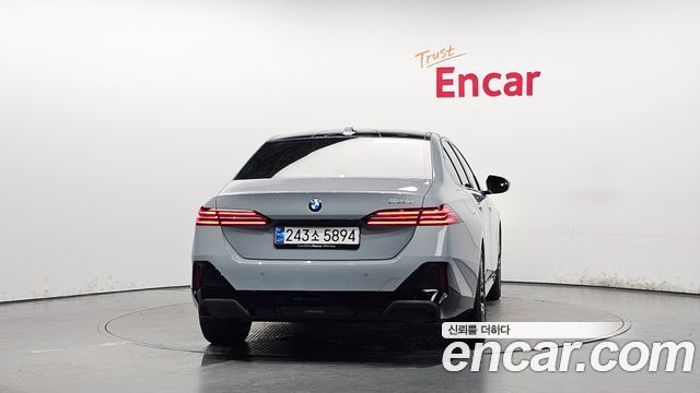 BMW 5-Series 2025 — photo 4