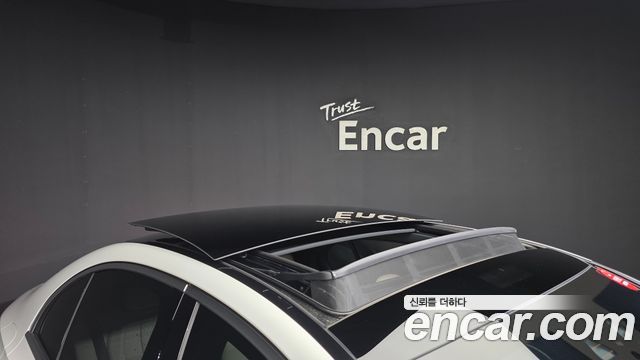 Mercedes-Benz E-Class 2026 — photo 20
