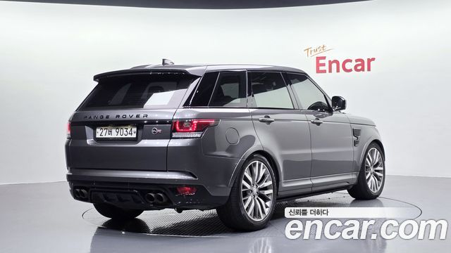 Land Rover Range Rover Sport 2017 — photo 2