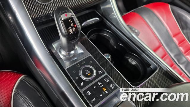 Land Rover Range Rover Sport 2017 — photo 9