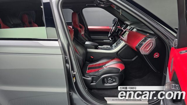 Land Rover Range Rover Sport 2017 — photo 11