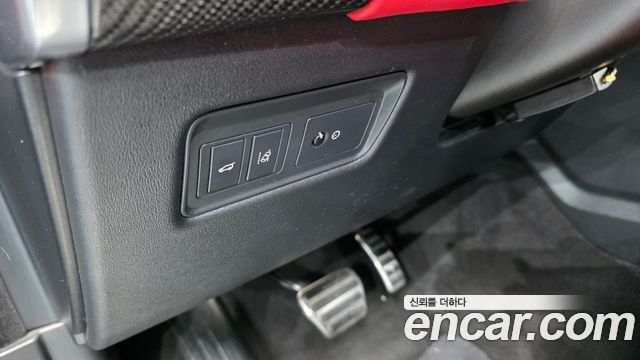 Land Rover Range Rover Sport 2017 — photo 16