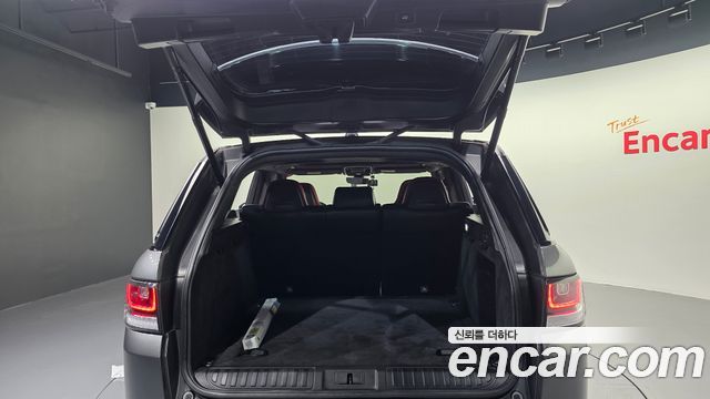 Land Rover Range Rover Sport 2017 — photo 20