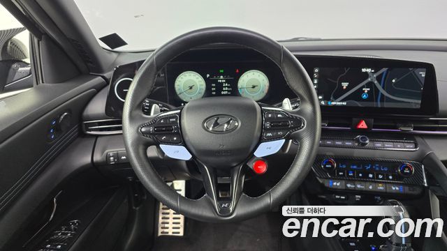 Hyundai AVANTE 2022 — photo 13