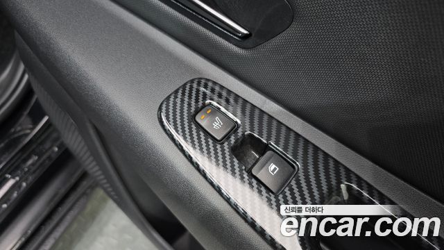 Hyundai AVANTE 2022 — photo 16