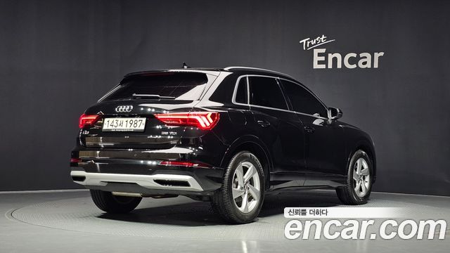 Audi Q3 2020 — photo 2