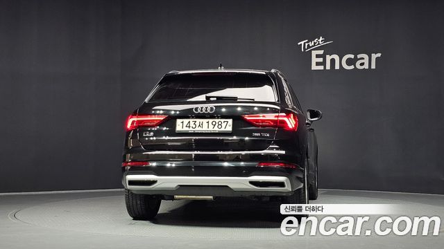 Audi Q3 2020 — photo 4