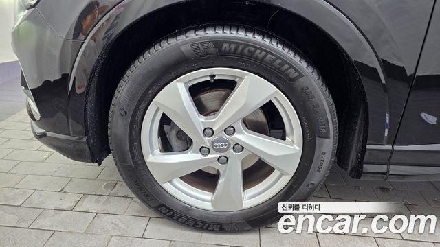 Audi Q3 2020 — photo 5