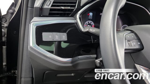 Audi Q3 2020 — photo 22