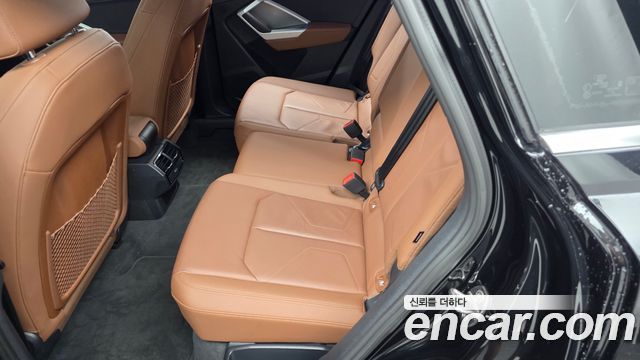 Audi Q3 2020 — photo 16