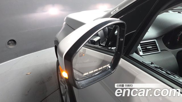 Land Rover Discovery Sport 2019 — photo 40
