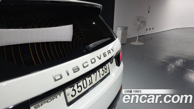 Land Rover Discovery Sport 2019 — photo 41