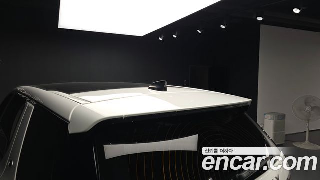 Land Rover Discovery Sport 2019 — photo 42
