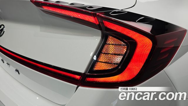 Hyundai Sonata 2020 — photo 9