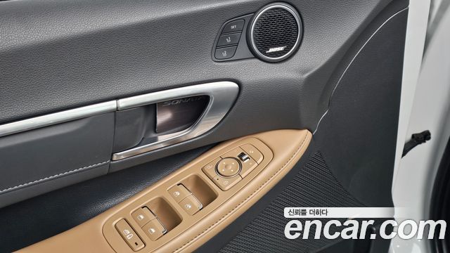 Hyundai Sonata 2020 — photo 27