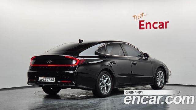 Hyundai Sonata 2022 — photo 2