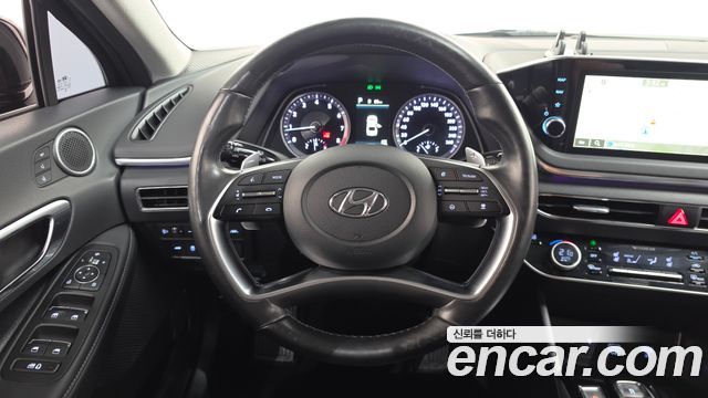 Hyundai Sonata 2022 — photo 18