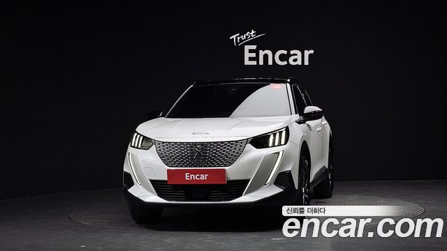 Peugeot 2008 2023 — photo 3