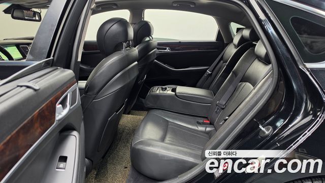 Hyundai Genesis 2016 — photo 17